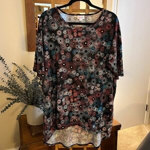 LuLaRoe High Low Tunic Blouse - Lg